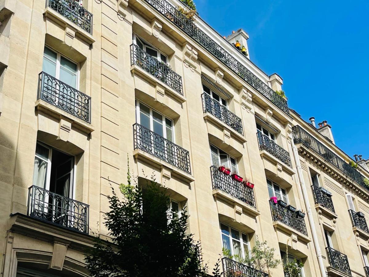 Paris Centre Dernier Etage Vue Ascenseur Exterior foto
